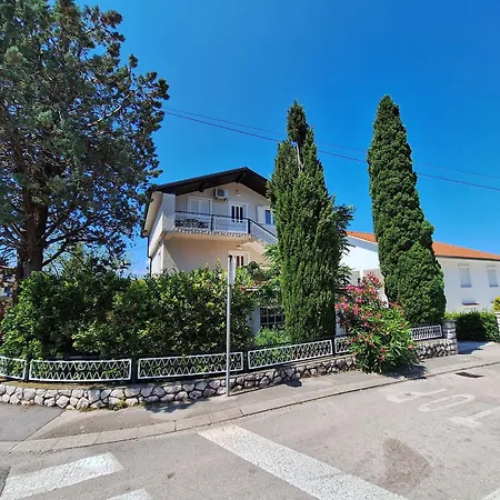 Sofija بيت ضيافة سيلتسي