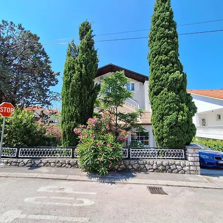 بيت ضيافة Sofija سيلتسي